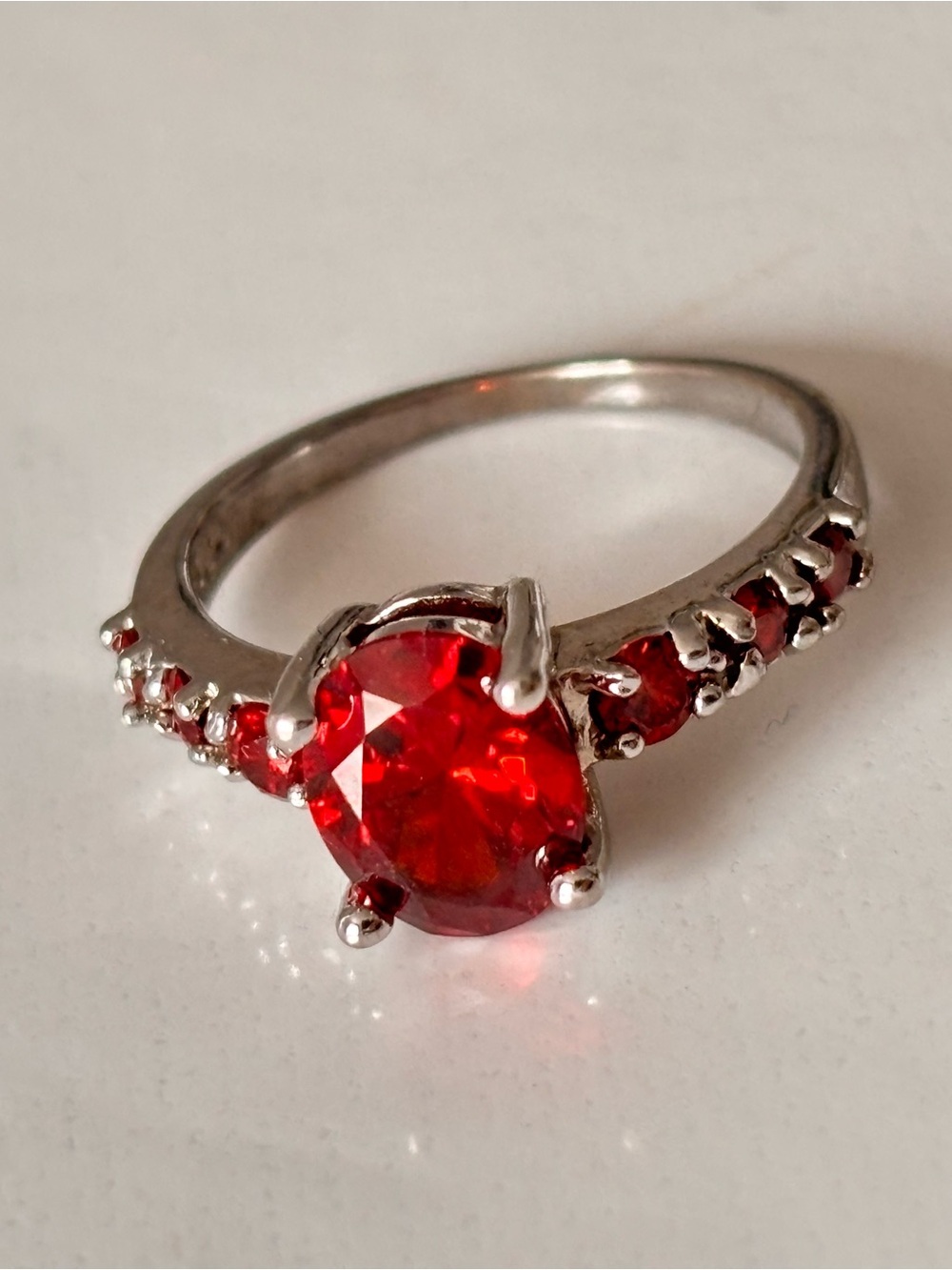 Red garnet Gemstones Silver Ring stamped 925